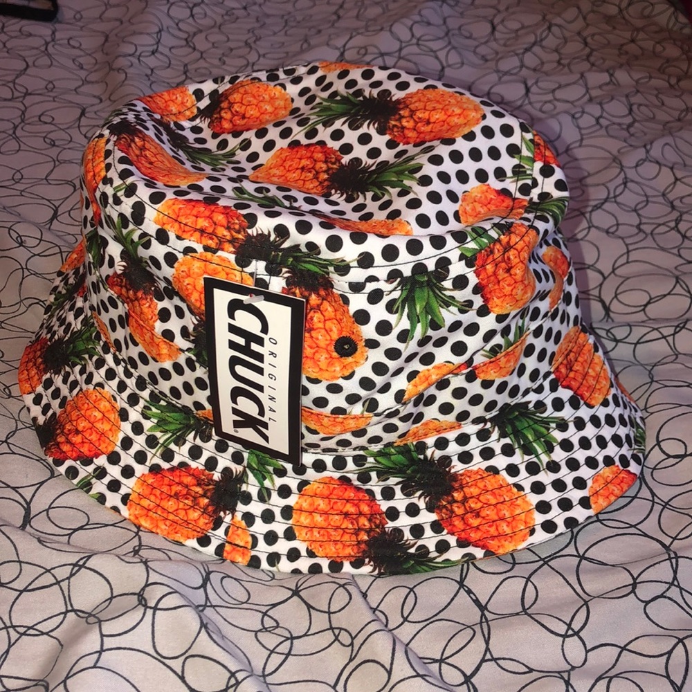 Bucket Hat